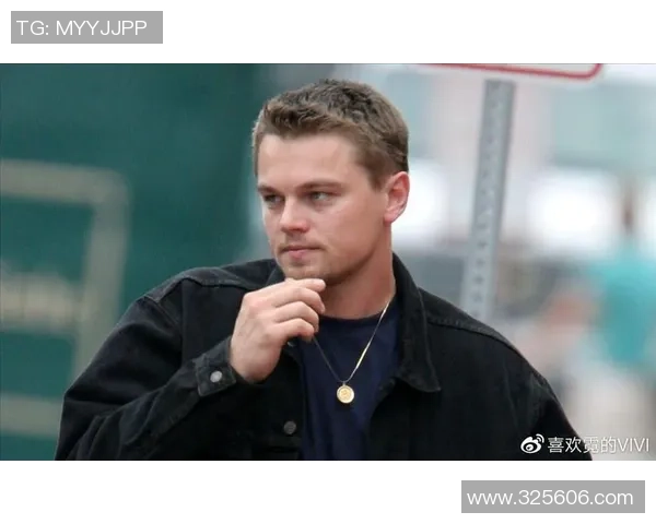 足球明星巅峰颜值揭秘那些年他们的魅力瞬间与时光印记 足球明星巅峰颜值揭秘那些年他们的魅力瞬间与时光印记